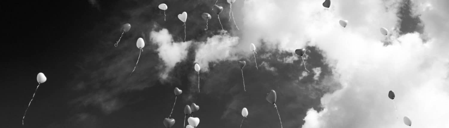 HR i skyen_balloon-heart-love-romance sh